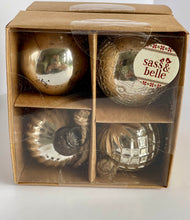Load image into Gallery viewer, Silver Crackle Glass Baubles - Set of 4
