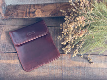 Load image into Gallery viewer, Personalised Luxury Leather RFID/ Faraday Key Pouch
